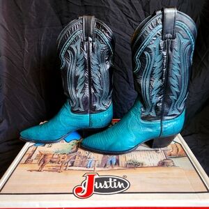 Short teal and black Justin Western Boots